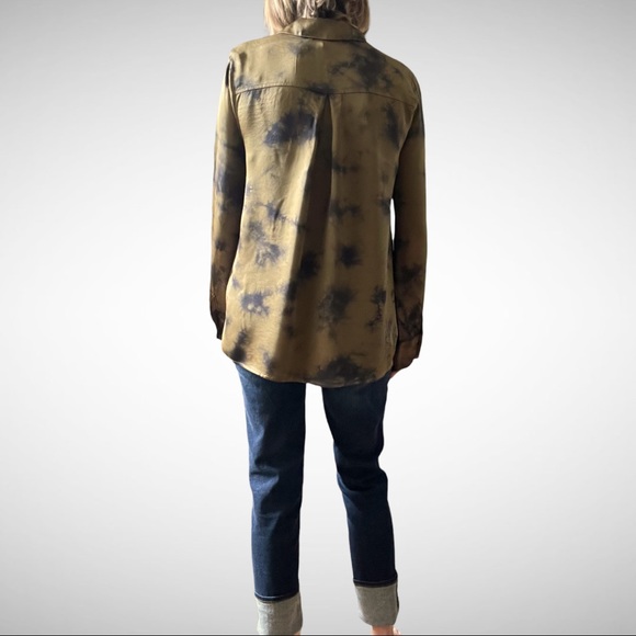 YFB Fern Vancouver Wash Susan Satin Button Down In Dark Green S - Picture 7 of 9